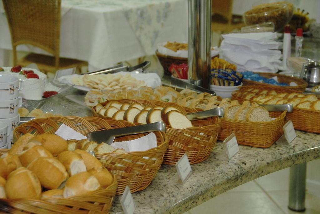 Hotel Italia Balneário Camboriú Eksteriør bilde